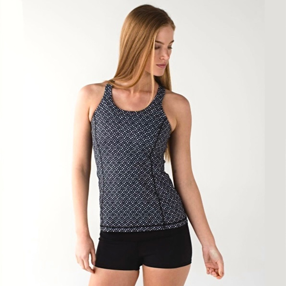 Lululemon Enhearten Strappy Back Tank Top, Size 6